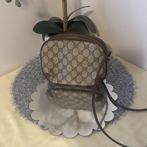 Pre/loved: GG Ophidia crossbody purse. - Picture 5 of 17